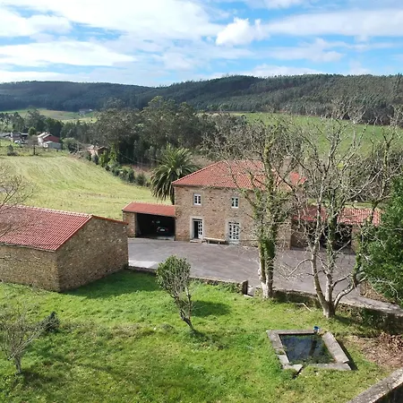 Ag Casa Do Castro En Rural Galicia A 14km De Playa Сasa de vacaciones Esto