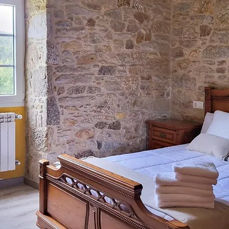 Ag Casa Do Castro En Rural Galicia A 14km De Playa Сasa de vacaciones Esto